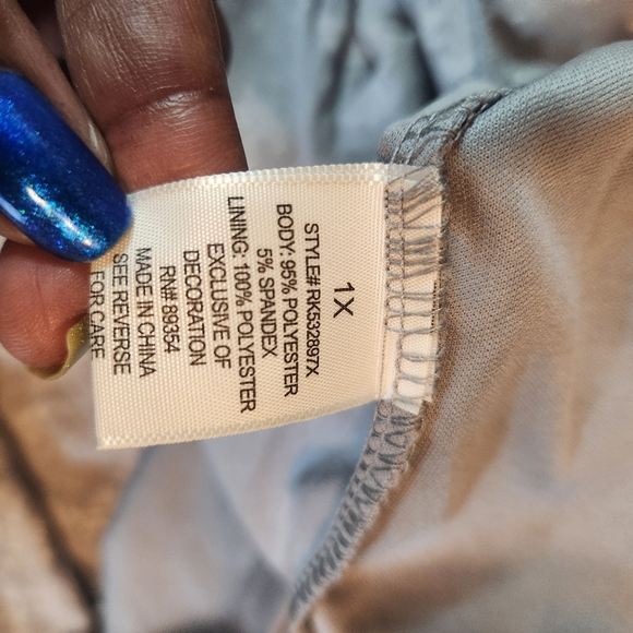 No Comment gray and silver sleeveless dress. Adjustable straps. Size 1X - Picture 4 of 8